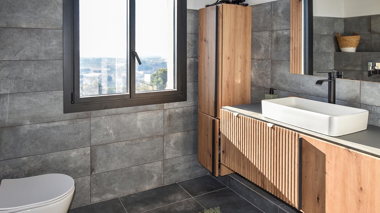 Photo of Bathroom in Beaumes-de-Venise