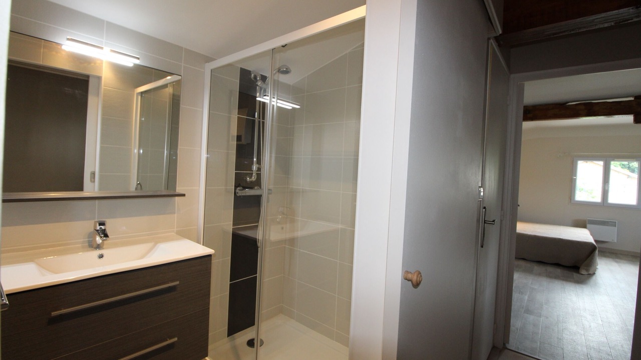 Photo of Bathroom in Le Crestet