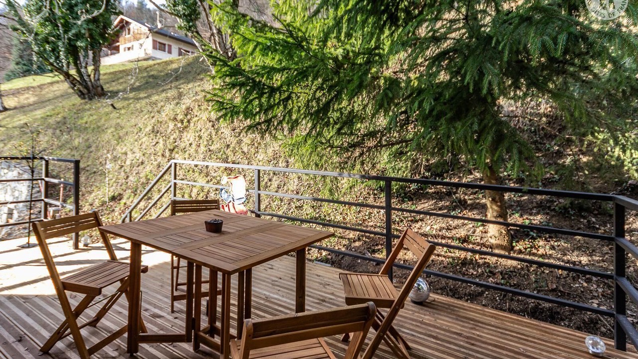 Photo of Outdoor in Hautecour