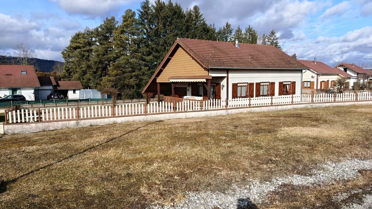 Photo of Outdoor in Pont-de-Poitte