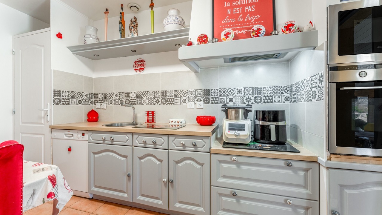 Photo of Kitchen in Faucon