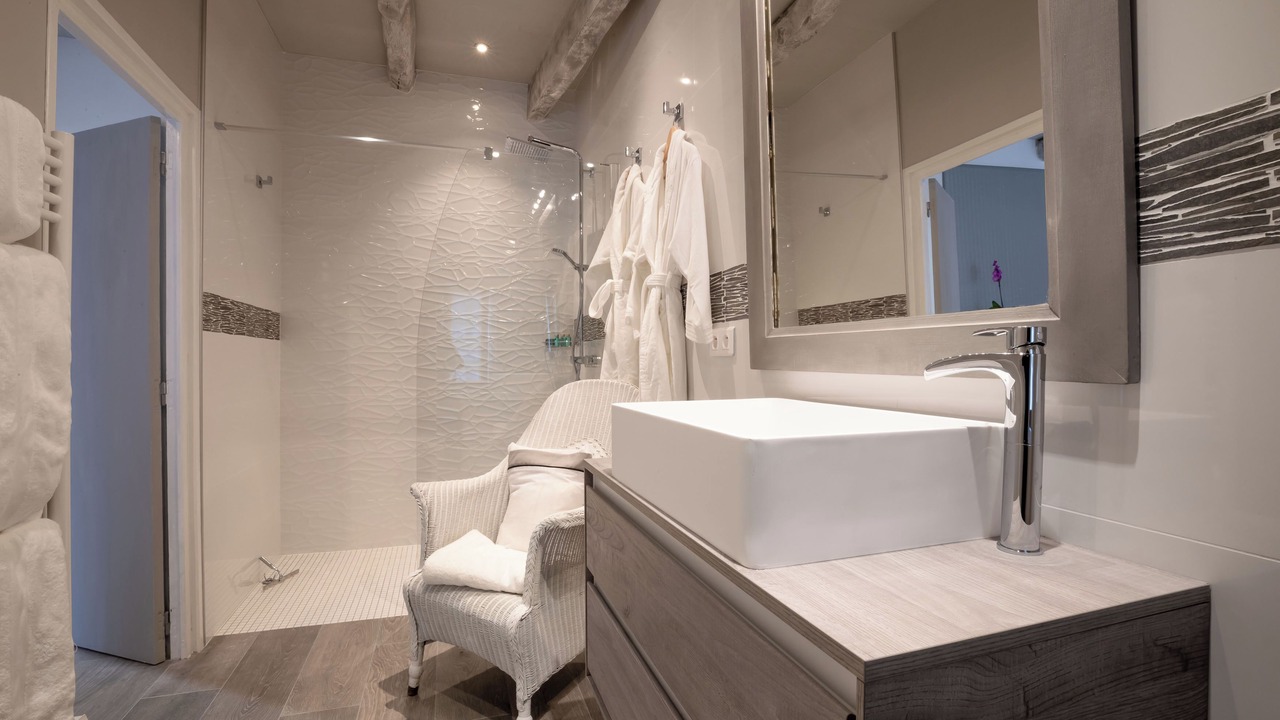 Photo of Bathroom in Gergy