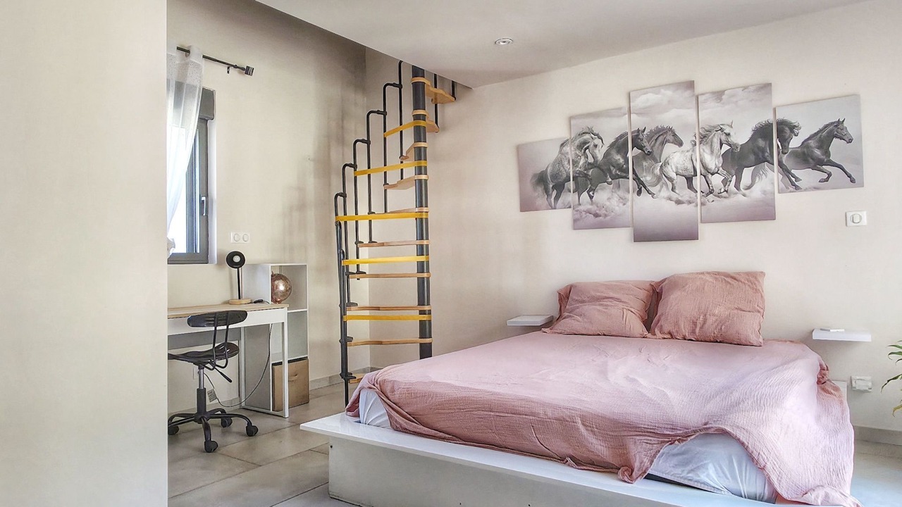 Photo of Bedroom in Roche-Saint-Secret
