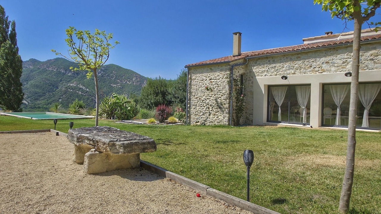 Photo of Outdoor in Roche-Saint-Secret