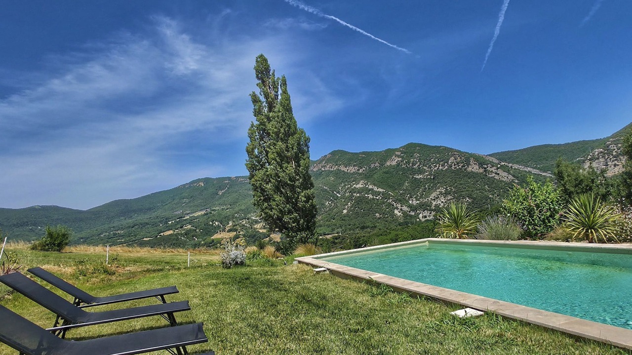 Photo of Outdoor in Roche-Saint-Secret