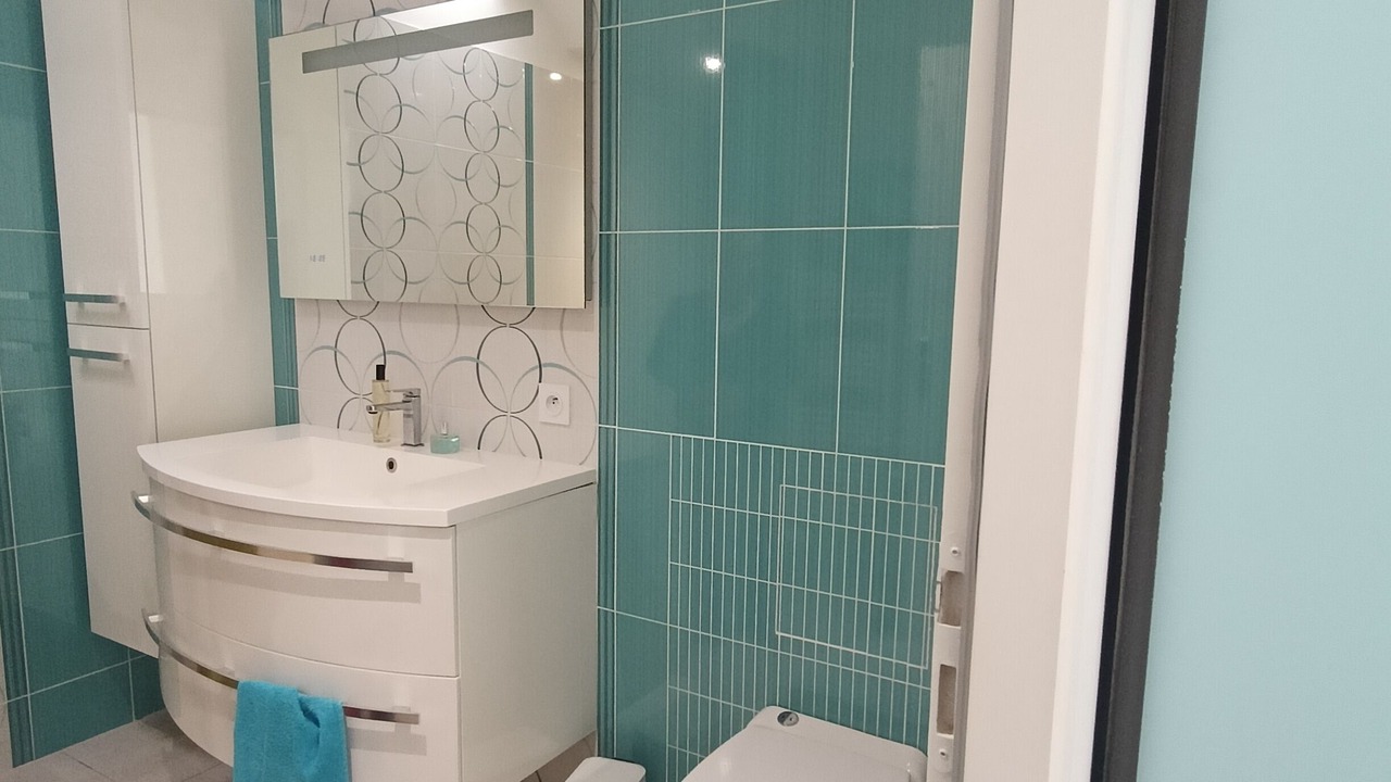 Photo of Bathroom in Caromb