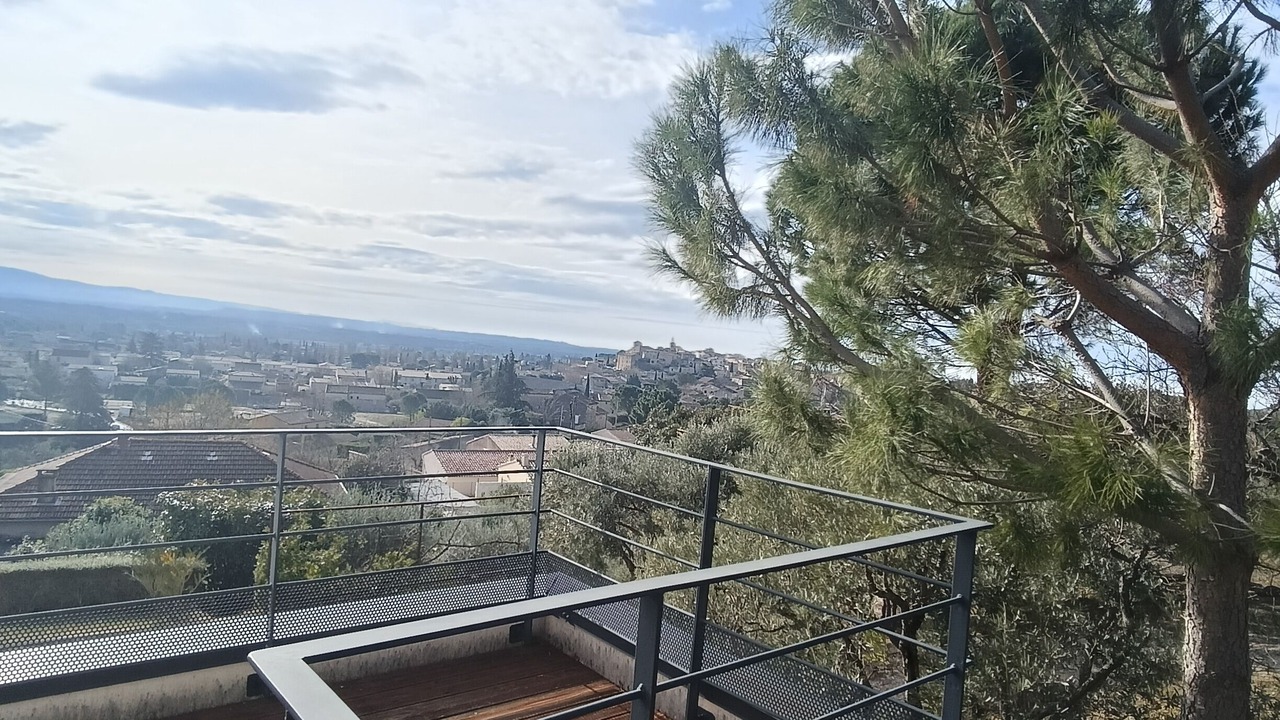 Photo of Outdoor in Caromb