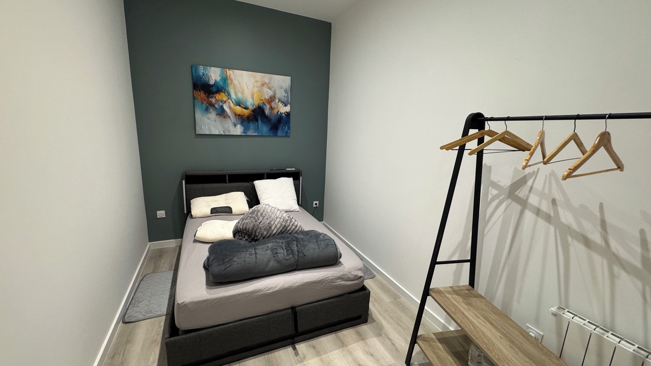Photo of Bedroom in Lons-le-Saunier
