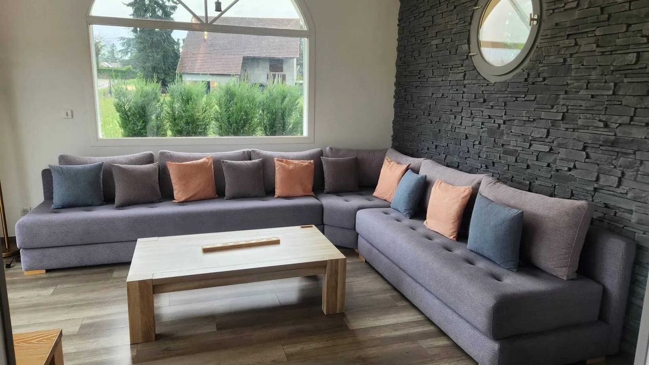 Photo of Livingroom in Arenthon