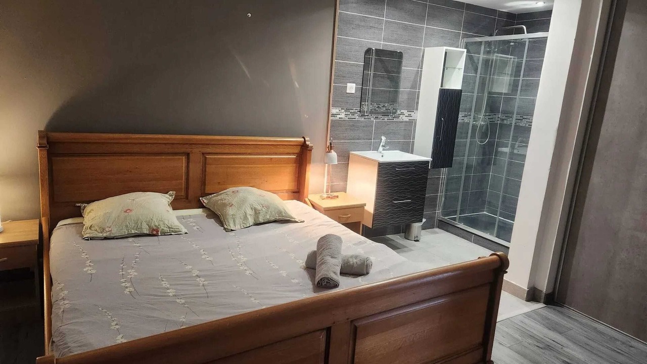 Photo of Bedroom in Arenthon