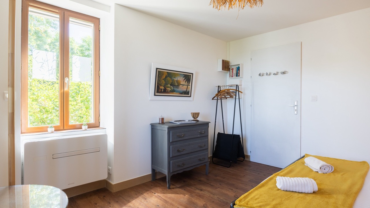 Photo of Bedroom in Nuces