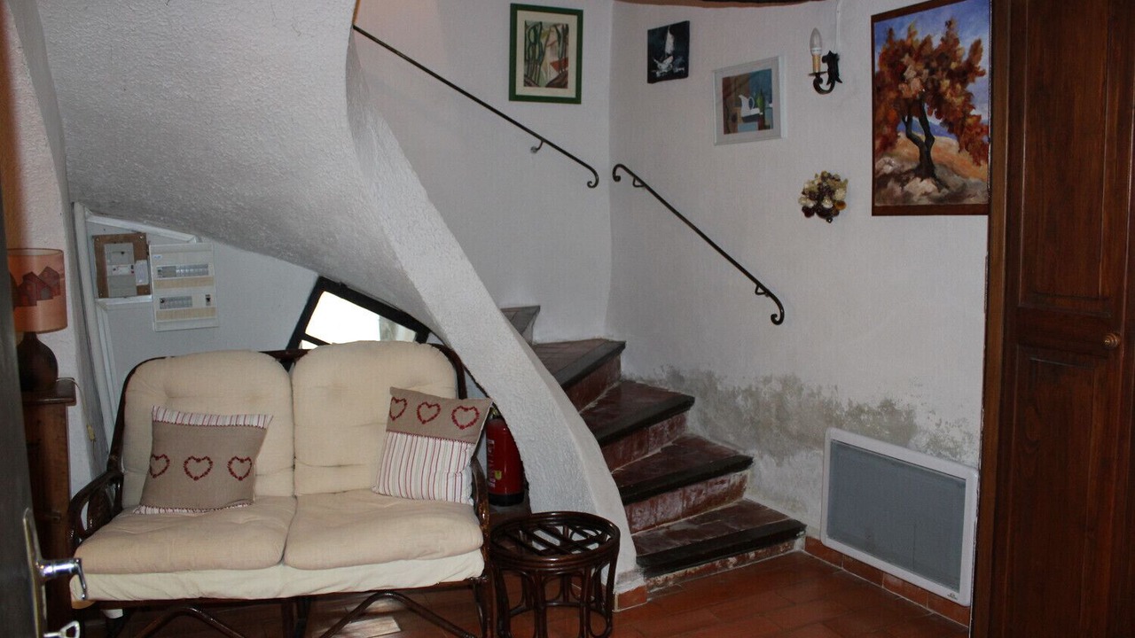 Photo of Livingroom in Entrechaux