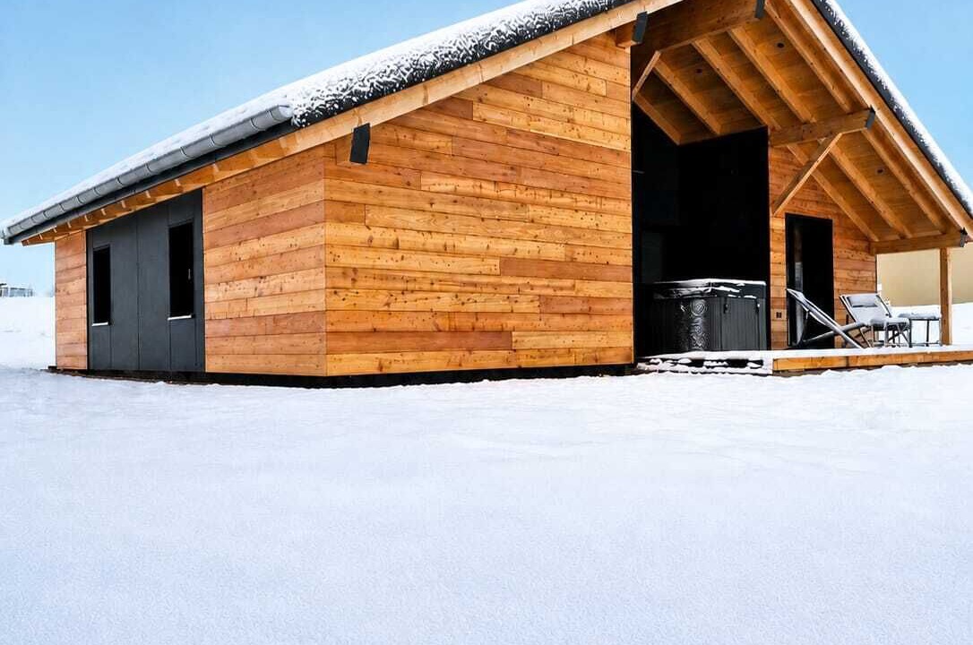Photo of Outdoor in Fraroz