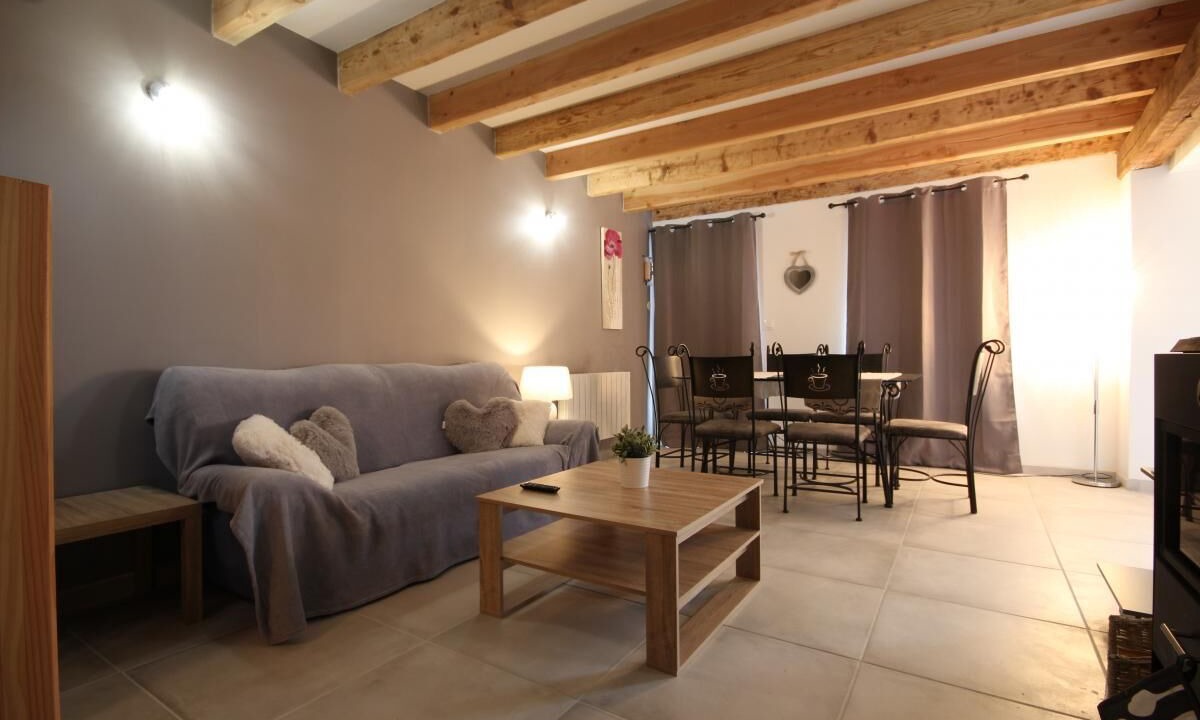 Photo of Livingroom in Saint-Leger-sous-Beuvray