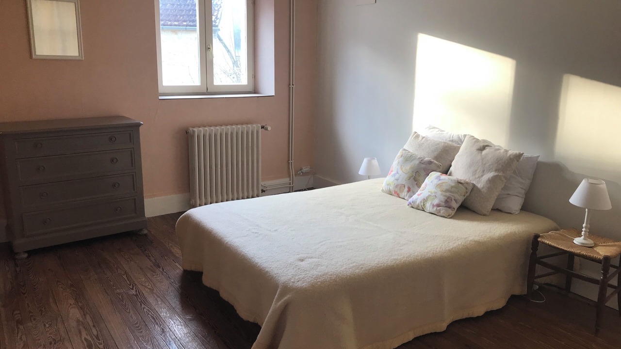 Photo of Bedroom in Arcy-sur-Cure