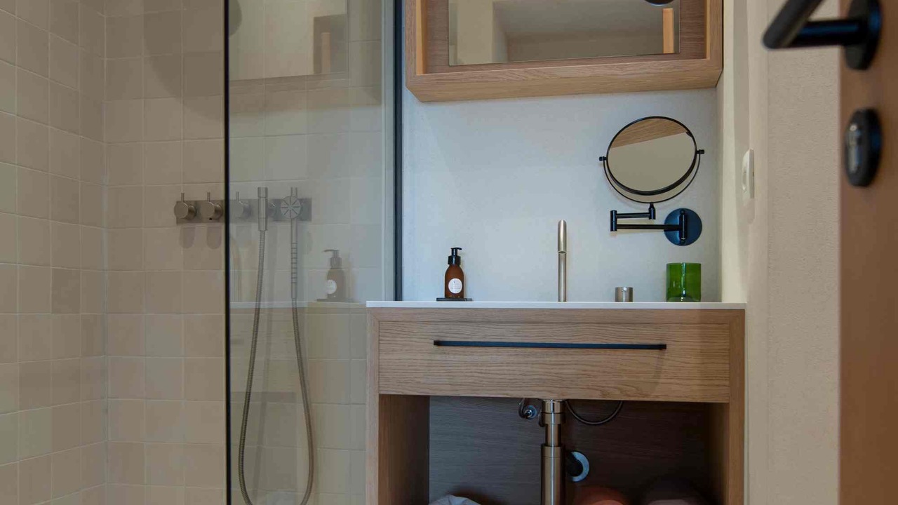 Photo of Bathroom in Methamis