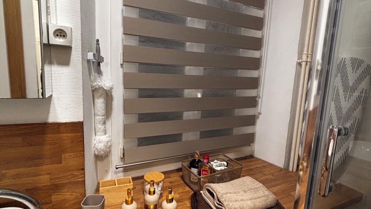 Photo of Bathroom in Etrembieres