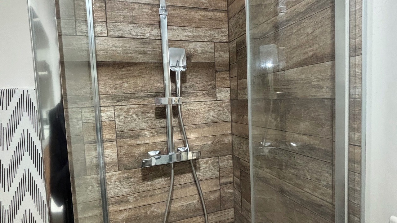 Photo of Bathroom in Etrembieres