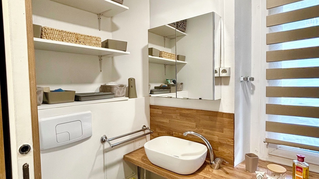 Photo of Bathroom in Etrembieres