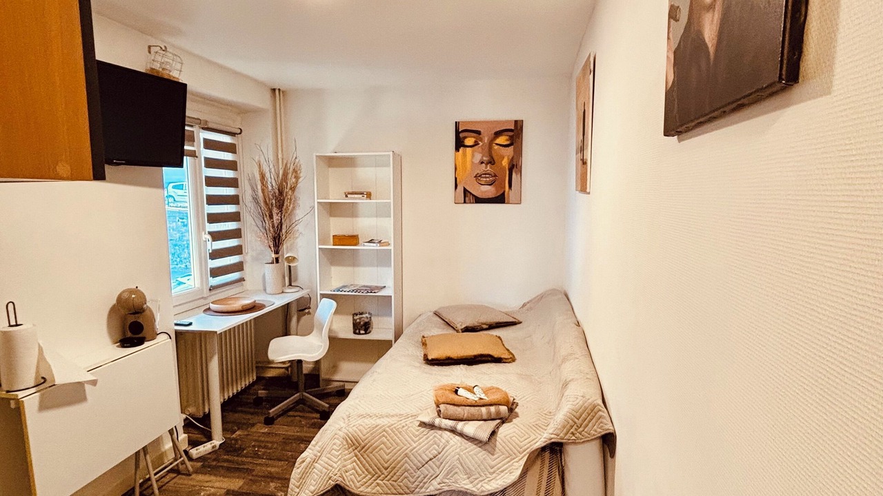 Photo of Bedroom in Etrembieres