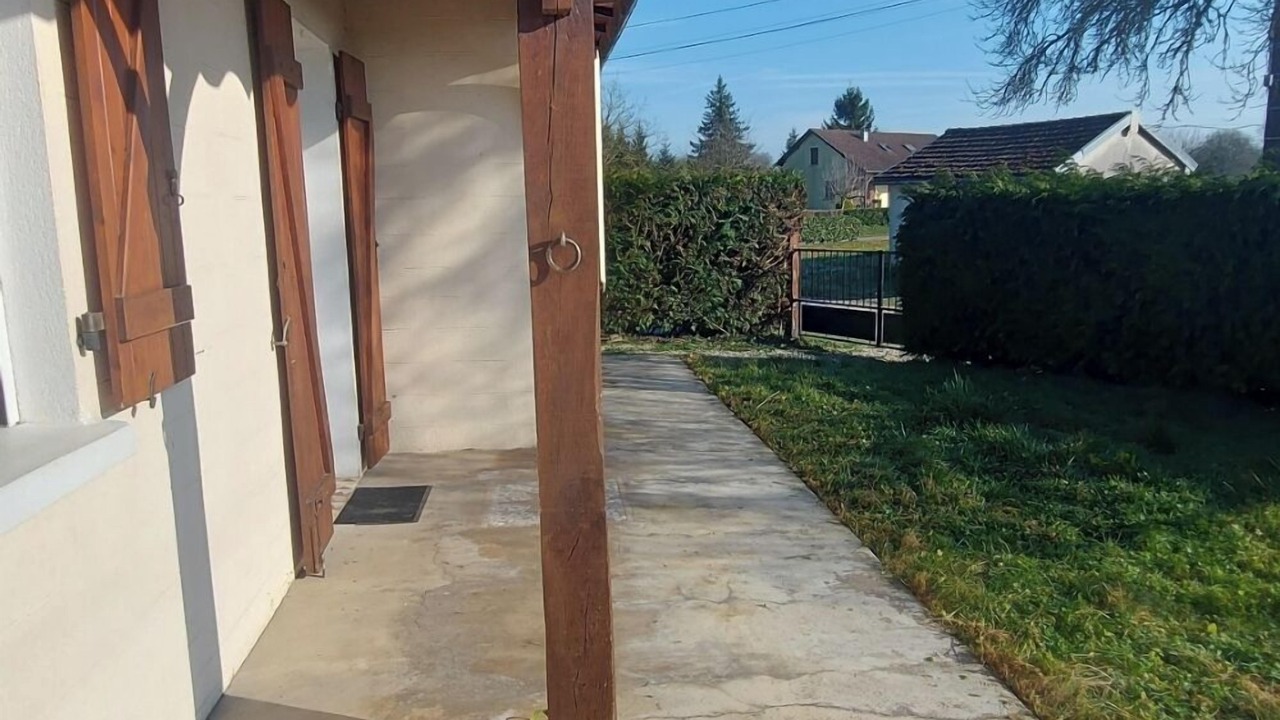 Photo of Outdoor in Venisey