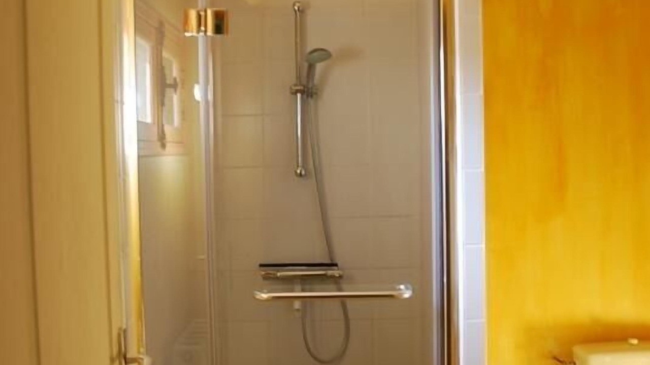 Photo of Bathroom in Saint-Boil