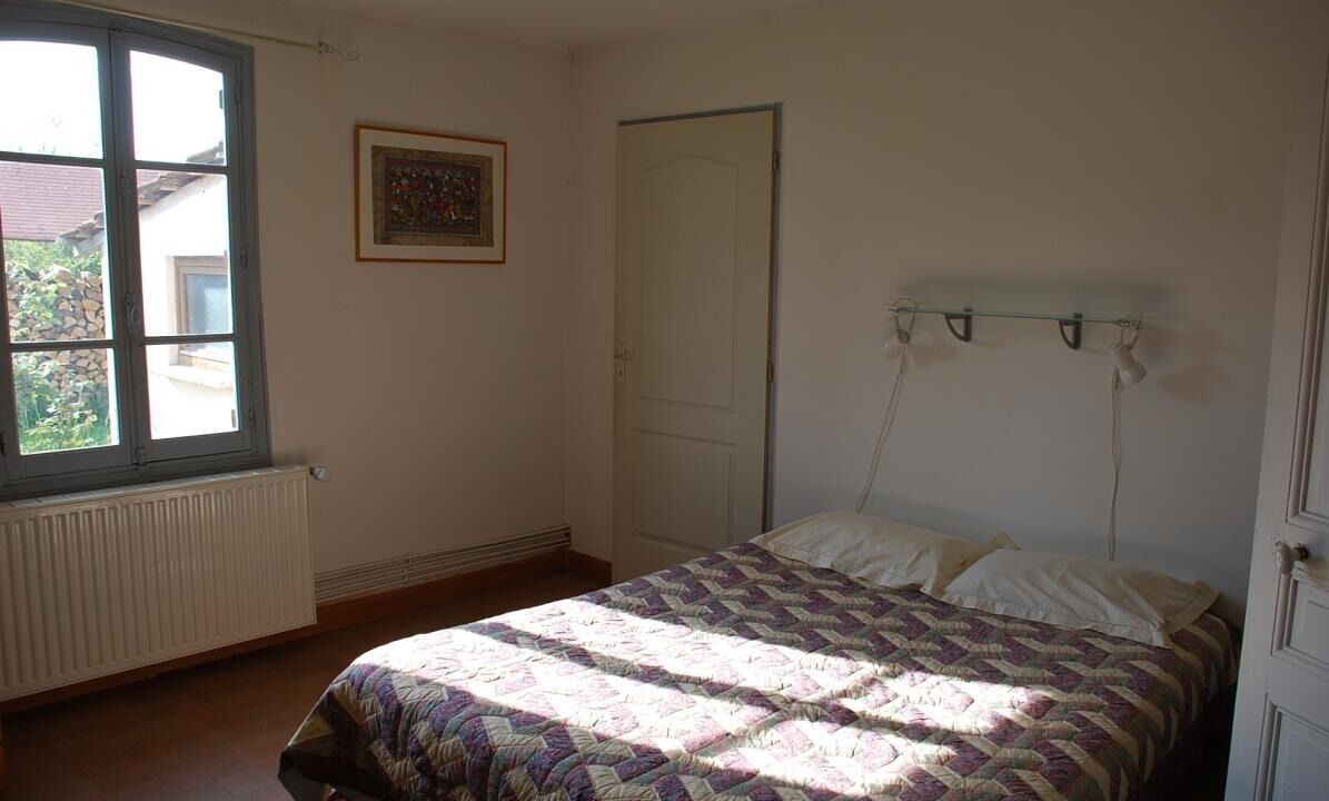 Photo of Bedroom in Saint-Boil