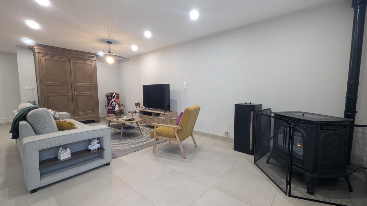 Photo of Livingroom in Consigny