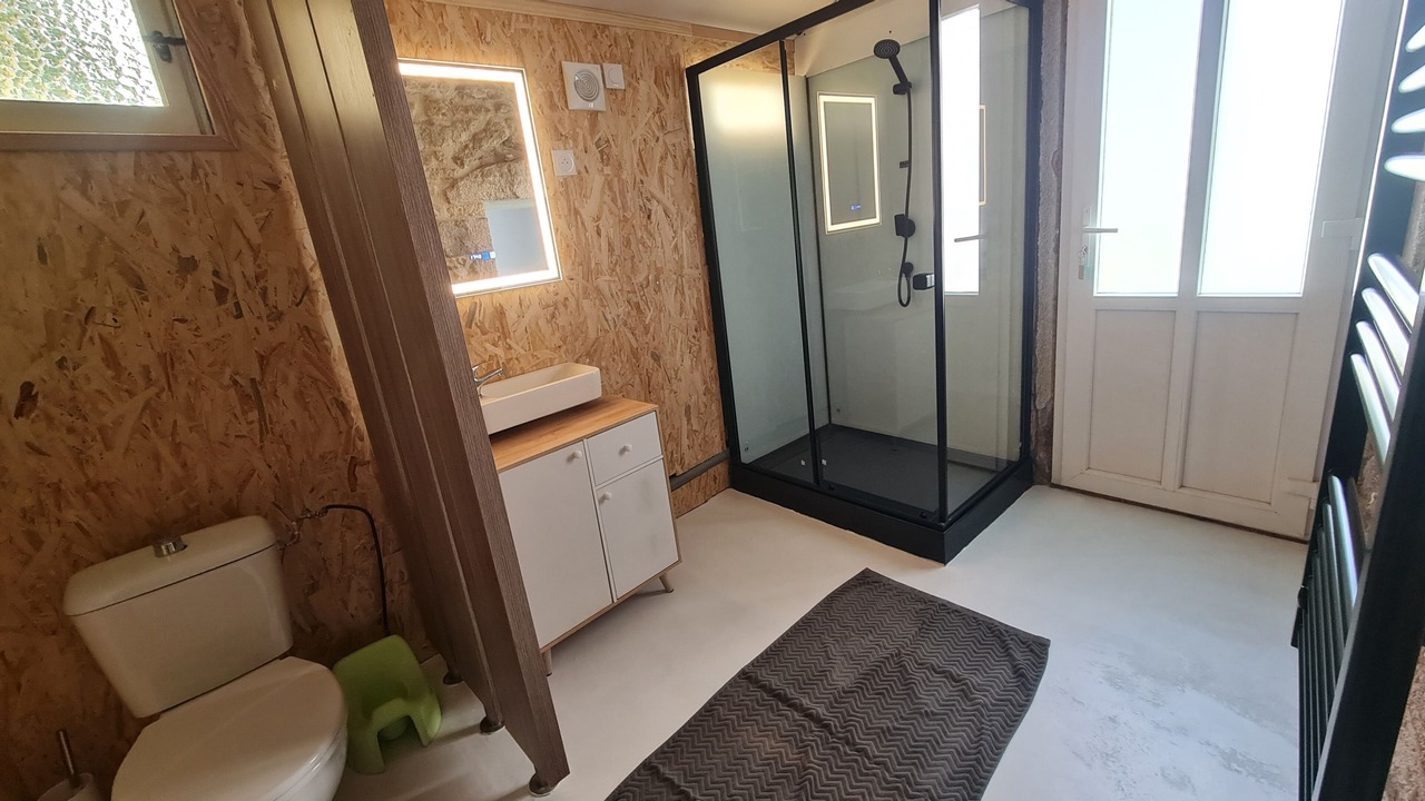 Photo of Bathroom in Cussy-les-Forges