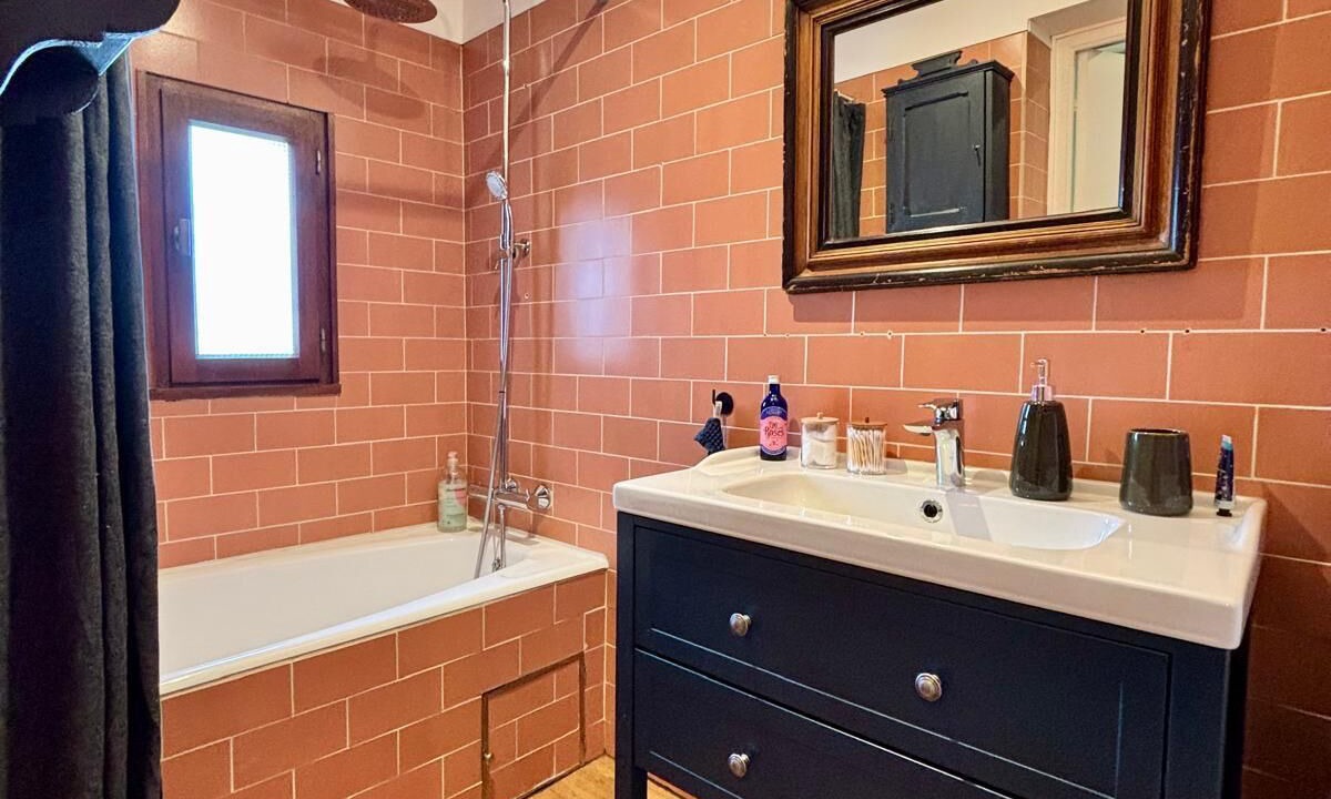 Photo of Bathroom in Houdreville