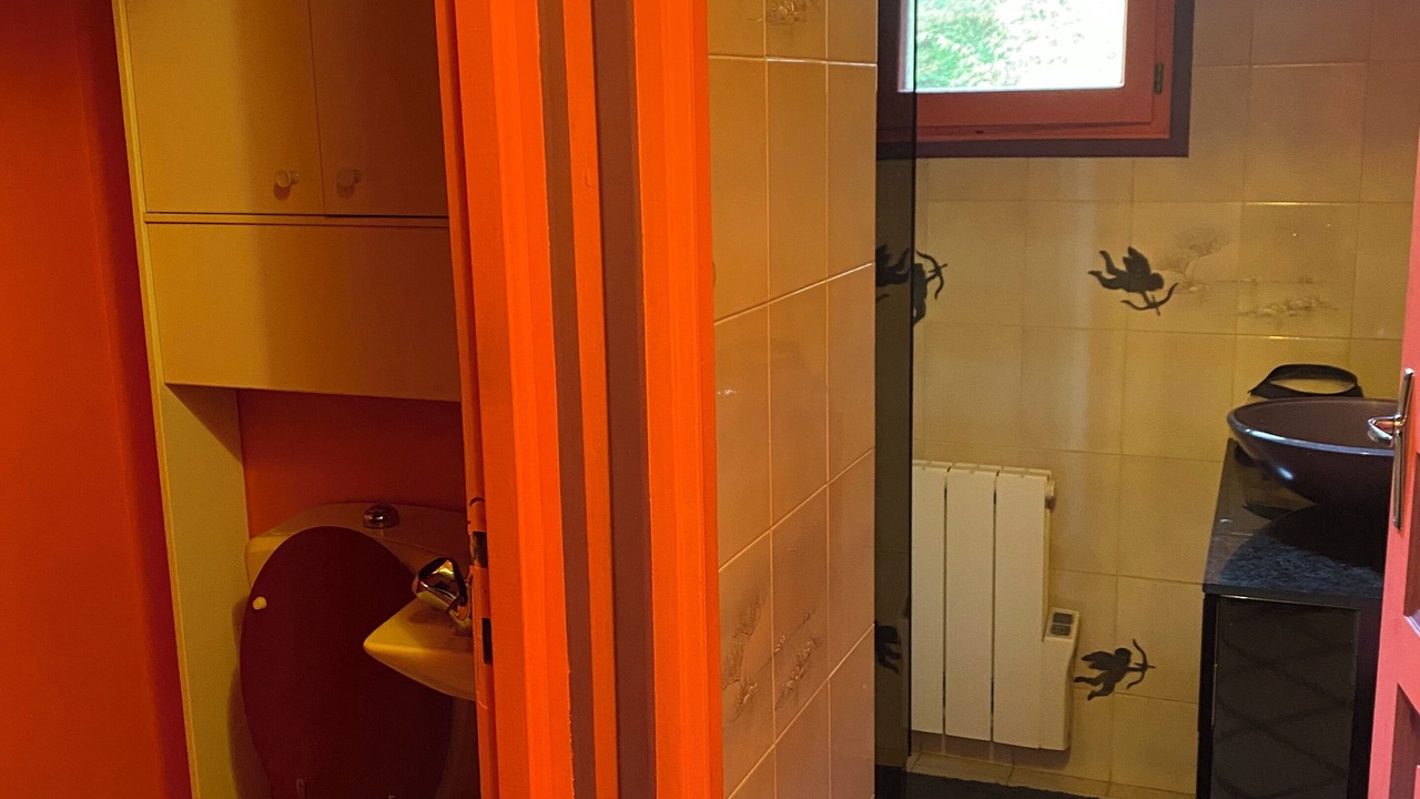 Photo of Bathroom in Villebon-sur-Yvette