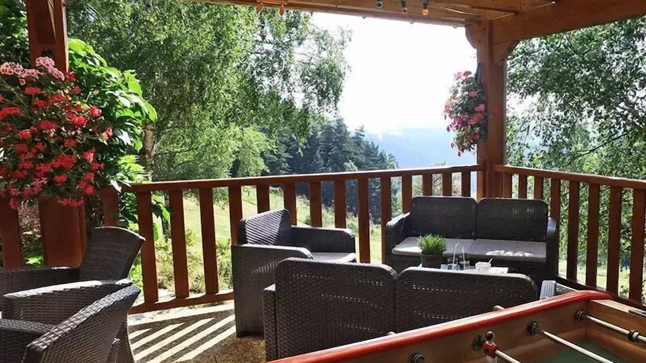 Photo of Patio Balcony in Chaudes-Aigues