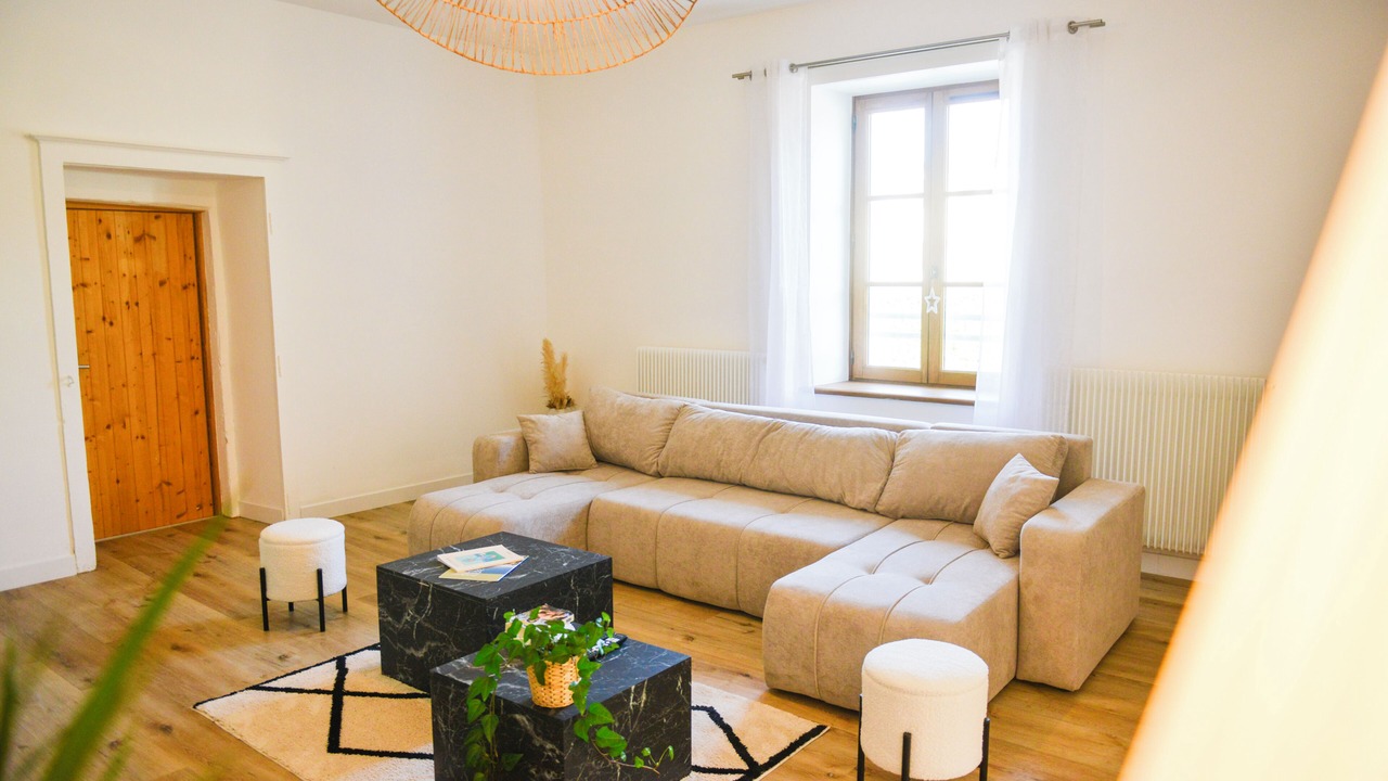 Photo of Livingroom in Menetru-le-Vignoble