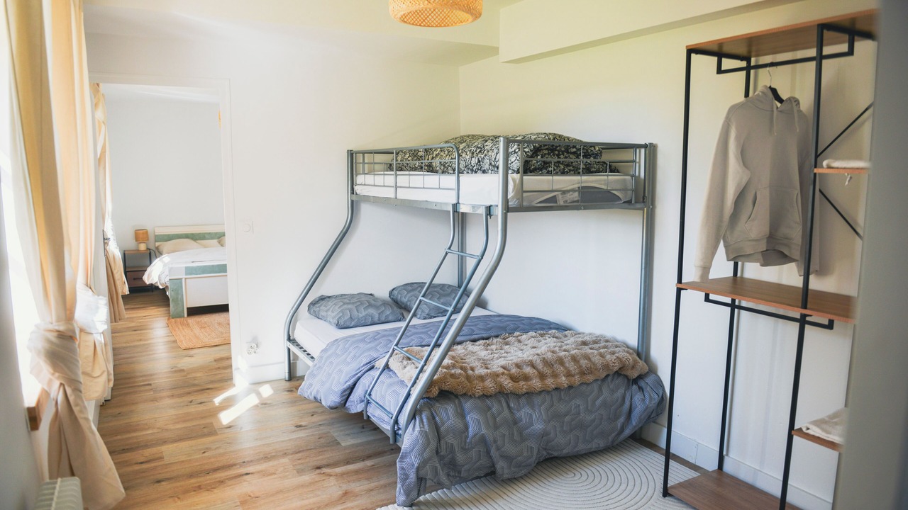 Photo of Bedroom in Menetru-le-Vignoble