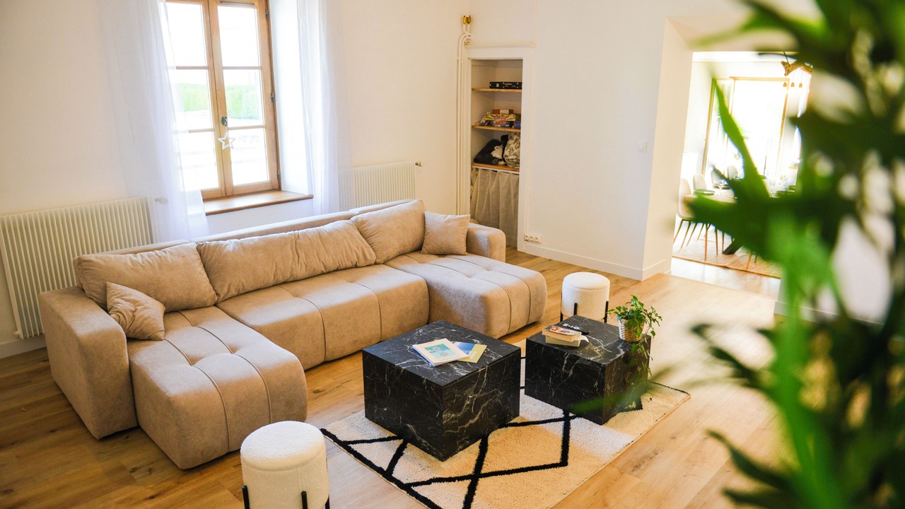 Photo of Livingroom in Menetru-le-Vignoble