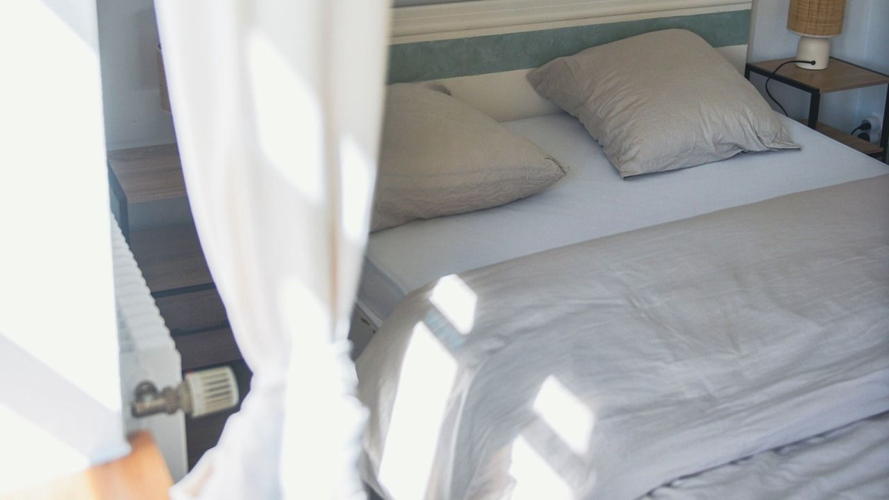 Photo of Bedroom in Menetru-le-Vignoble