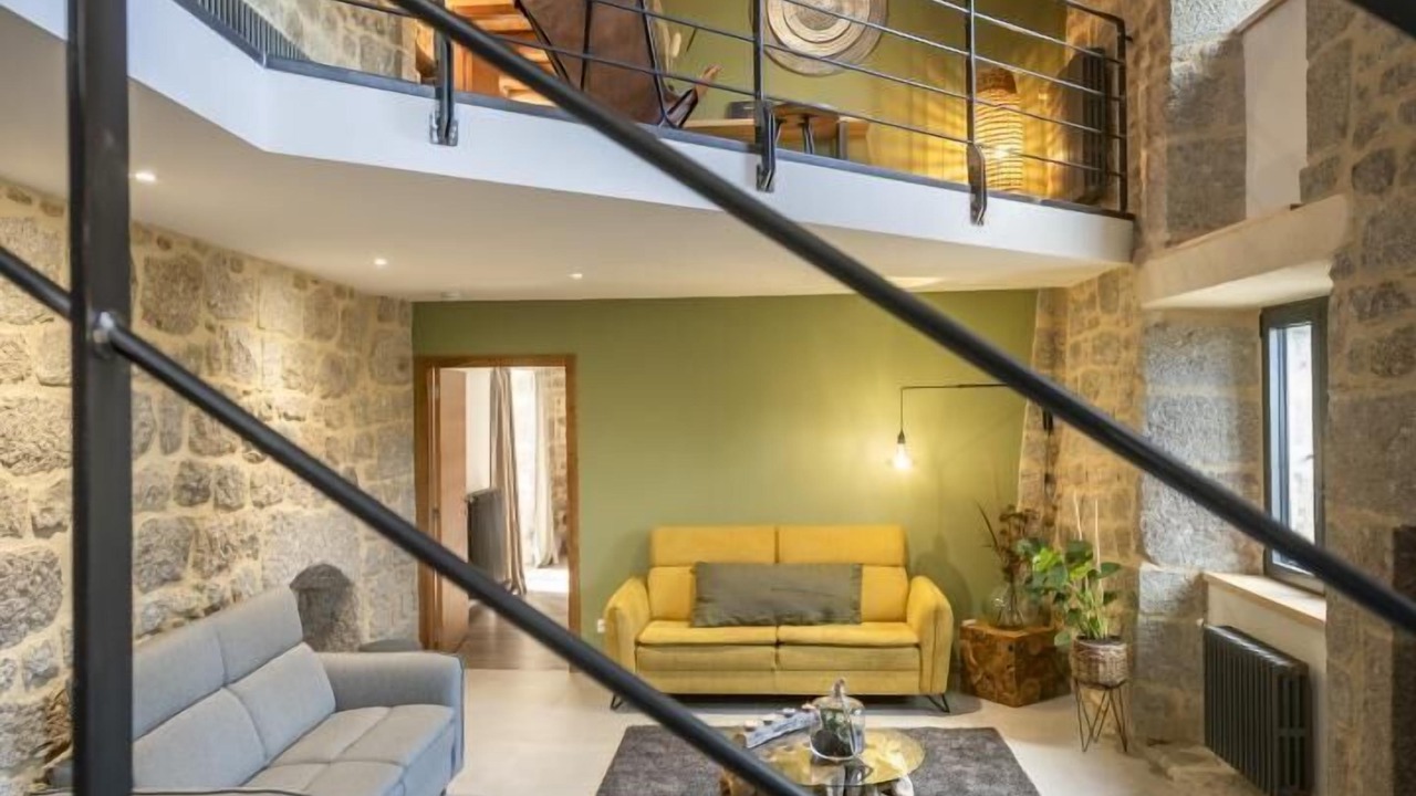 Photo of Livingroom in Prinsuejols-Malbouzon