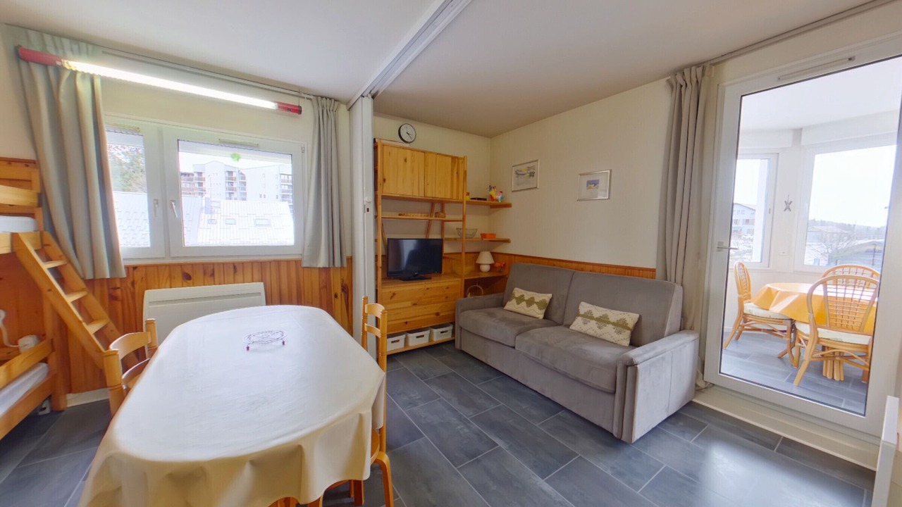 Photo of Livingroom in Premanon