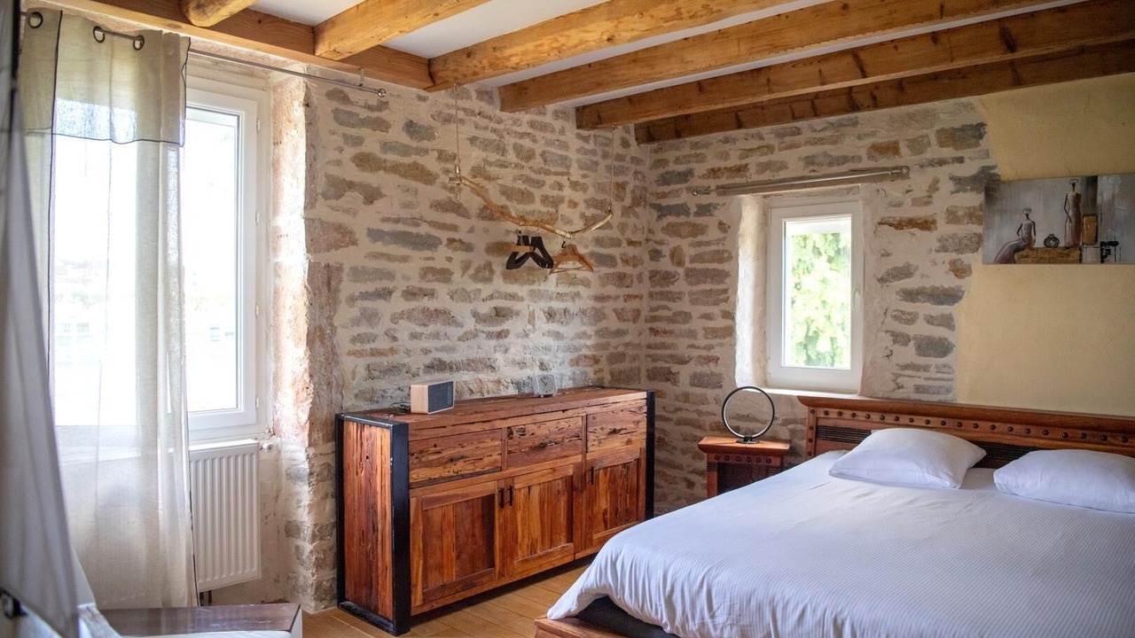 Photo of Bedroom in Tournus