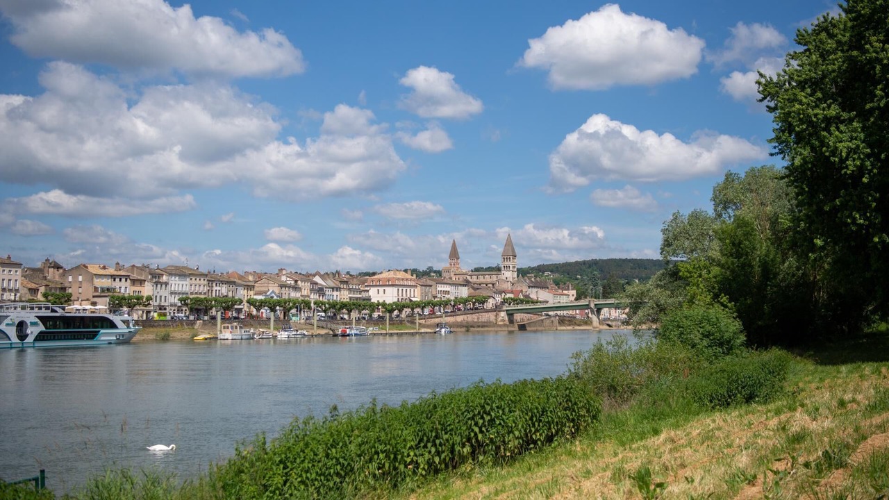 Photo of Others in Tournus