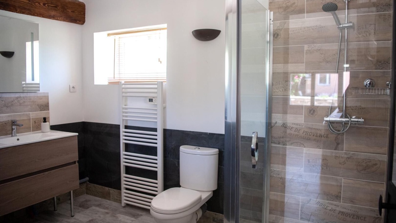 Photo of Bathroom in Tournus