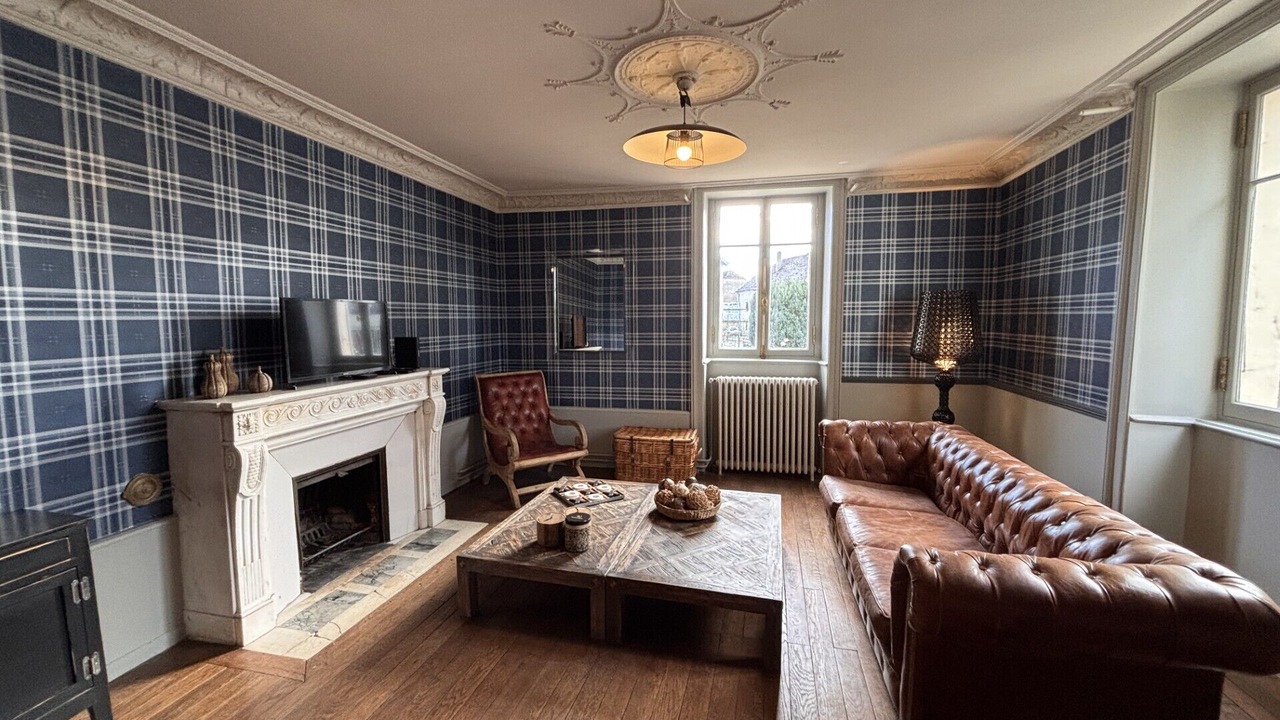Photo of Livingroom in Arc-les-Gray