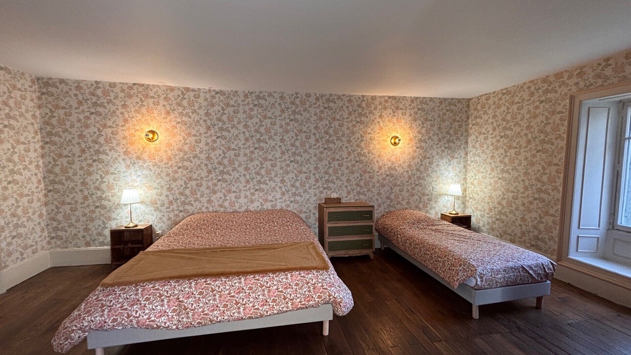 Photo of Bedroom in Arc-les-Gray