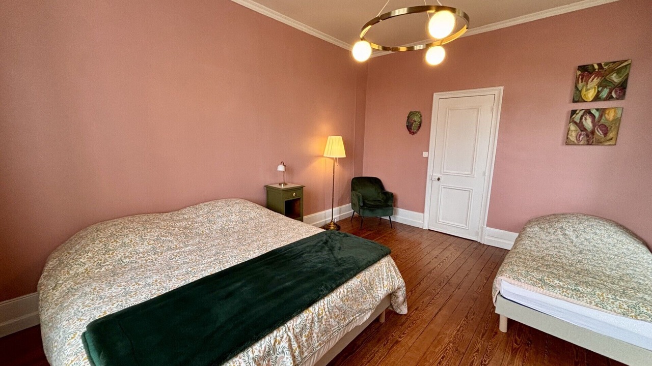 Photo of Bedroom in Arc-les-Gray