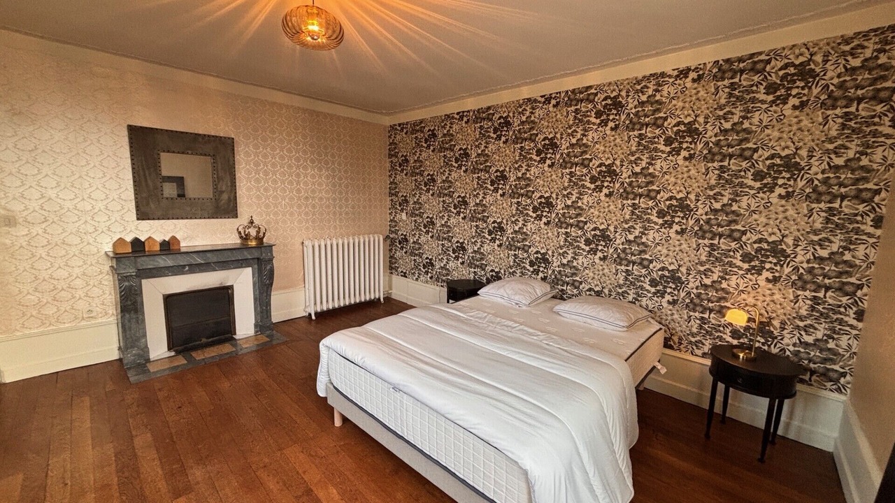 Photo of Bedroom in Arc-les-Gray