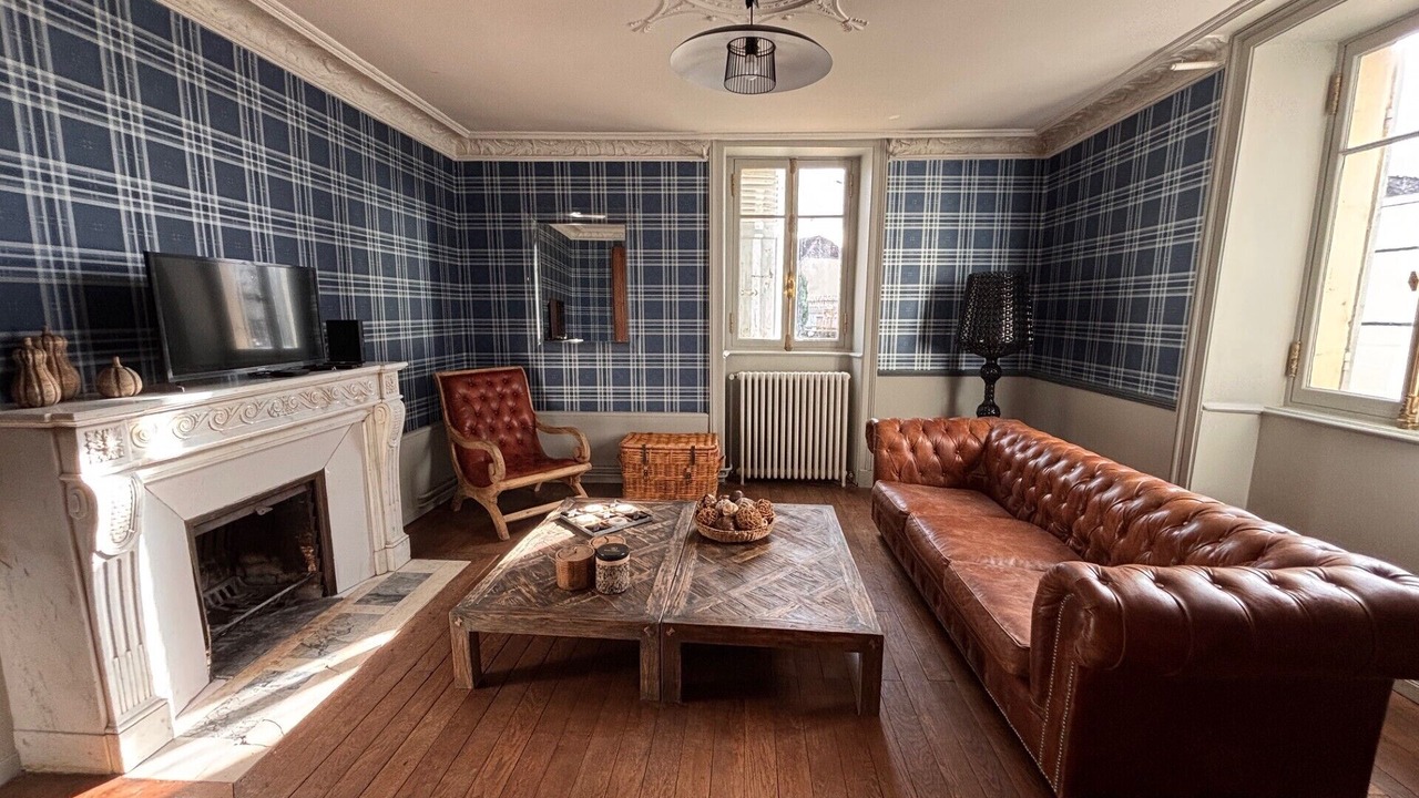Photo of Livingroom in Arc-les-Gray