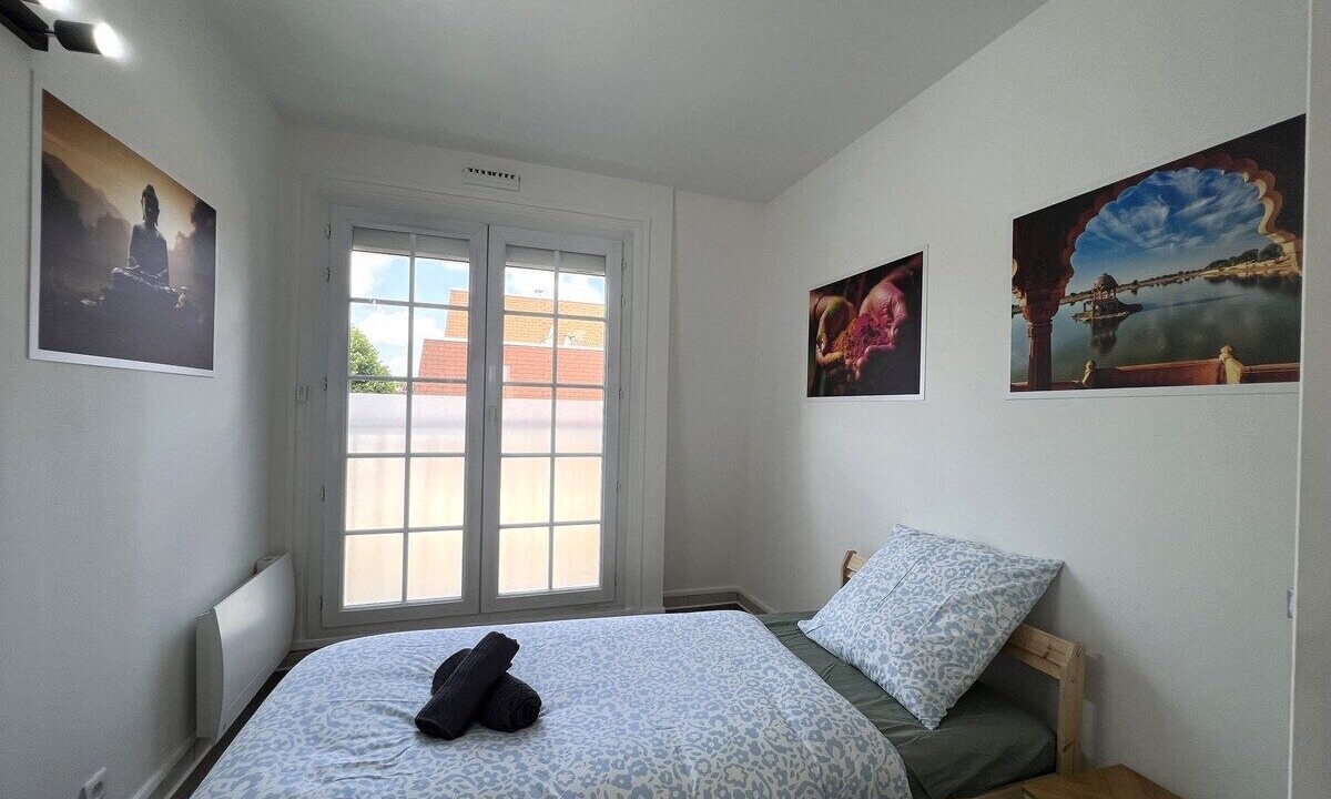 Photo of Bedroom in Bondoufle