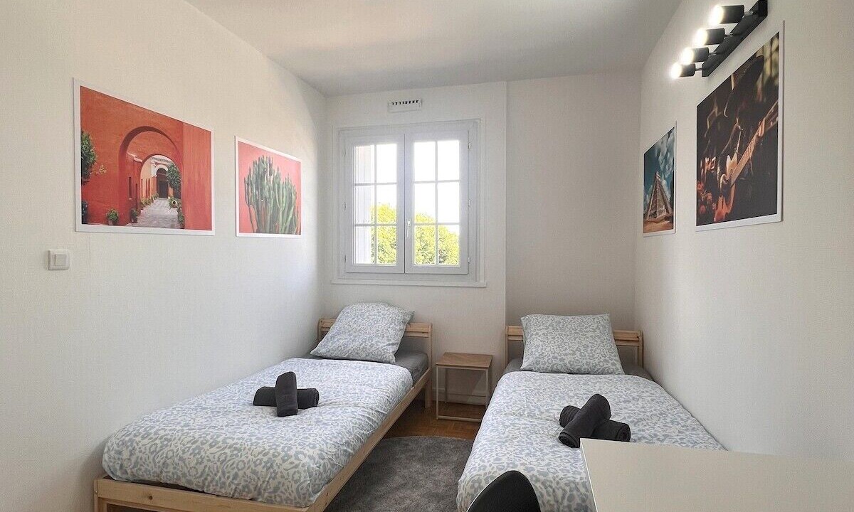 Photo of Bedroom in Bondoufle