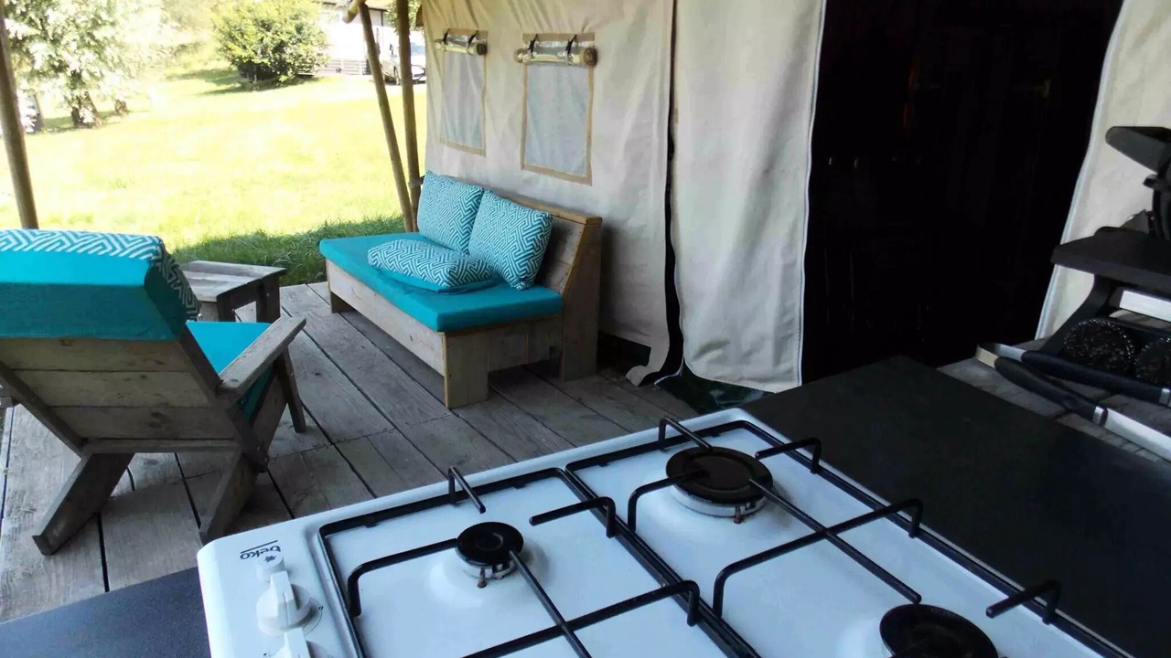 Photo of Patio Balcony in Saint-Leger-de-Fougeret