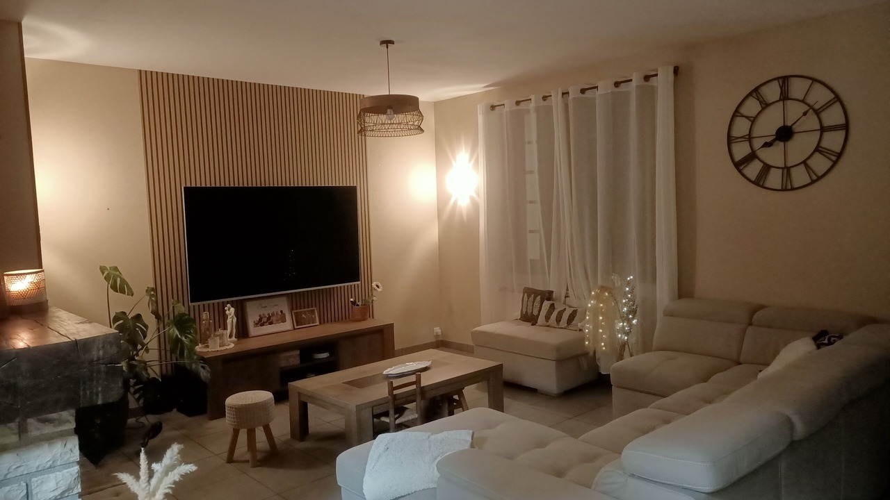 Photo of Livingroom in Lucy-sur-Cure